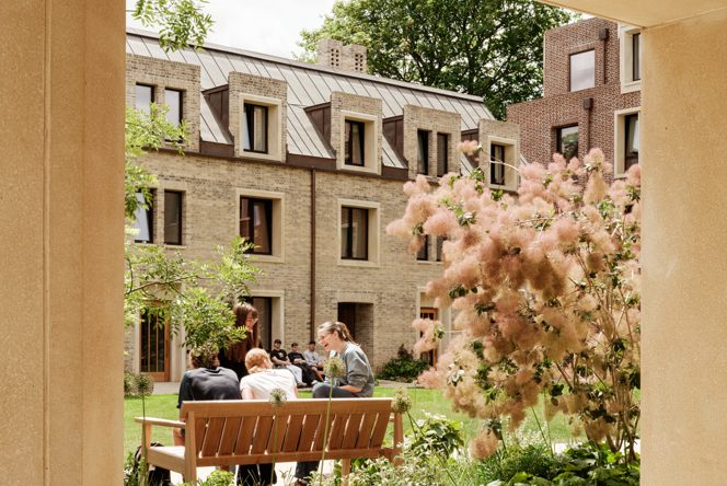 Image of FH_HaworthTompkins_PembrokePhase2_FullRes-29.jpg_FH_HaworthTompkins_PembrokePhase2_FullRes-29.jpg_FH_HaworthTompkins_PembrokePhase2_FullRes-63 (1)