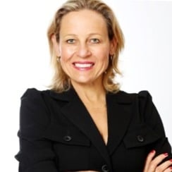 Image of Carolyn Esser (1)