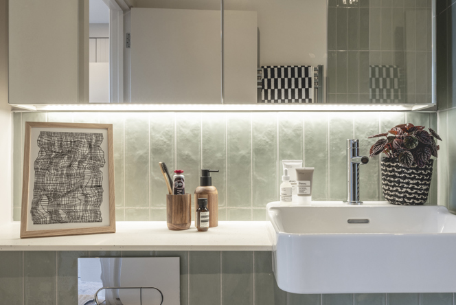 Image of HighRes_Billy Bolton_PresentMade_Eddington_004